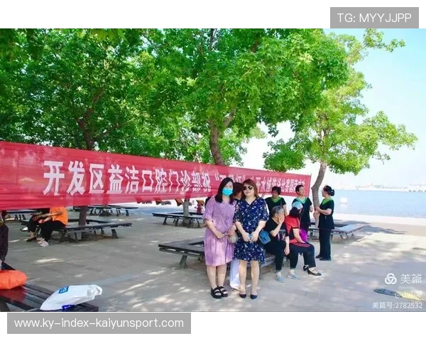 国际游泳协会在赛事中推广绿色志愿者制服与环保标准品，游泳比赛志愿者